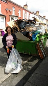 Clle O'Byrne at the community clean-up
